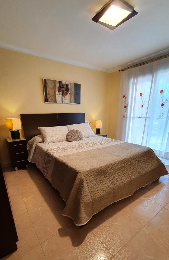 Апартаменти Piso Familiar Con Amplia Terraza 300M De La Playa Кульєра Екстер'єр фото